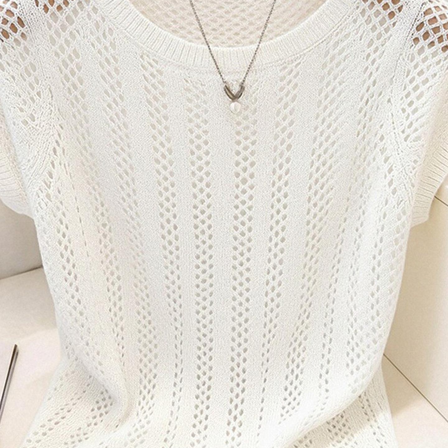 Unique White Hollow-Out Knit Short-Sleeve T-Shirt for Women Summer - Image 5