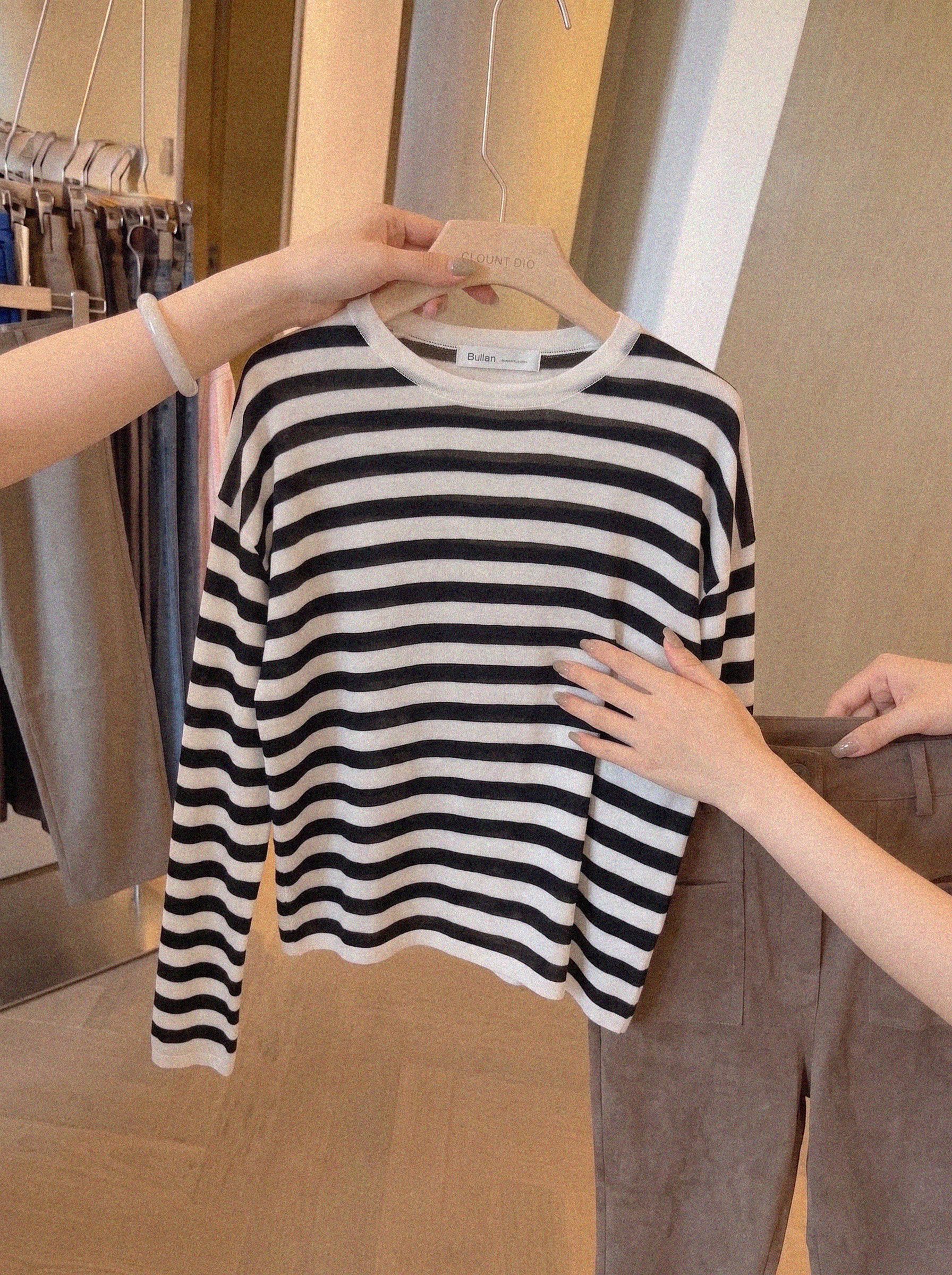 Women's Loose Casual Color Block Striped Knit Top Spring Summer Lightweight Sun Protection Pullover Long Sleeve - Image 3