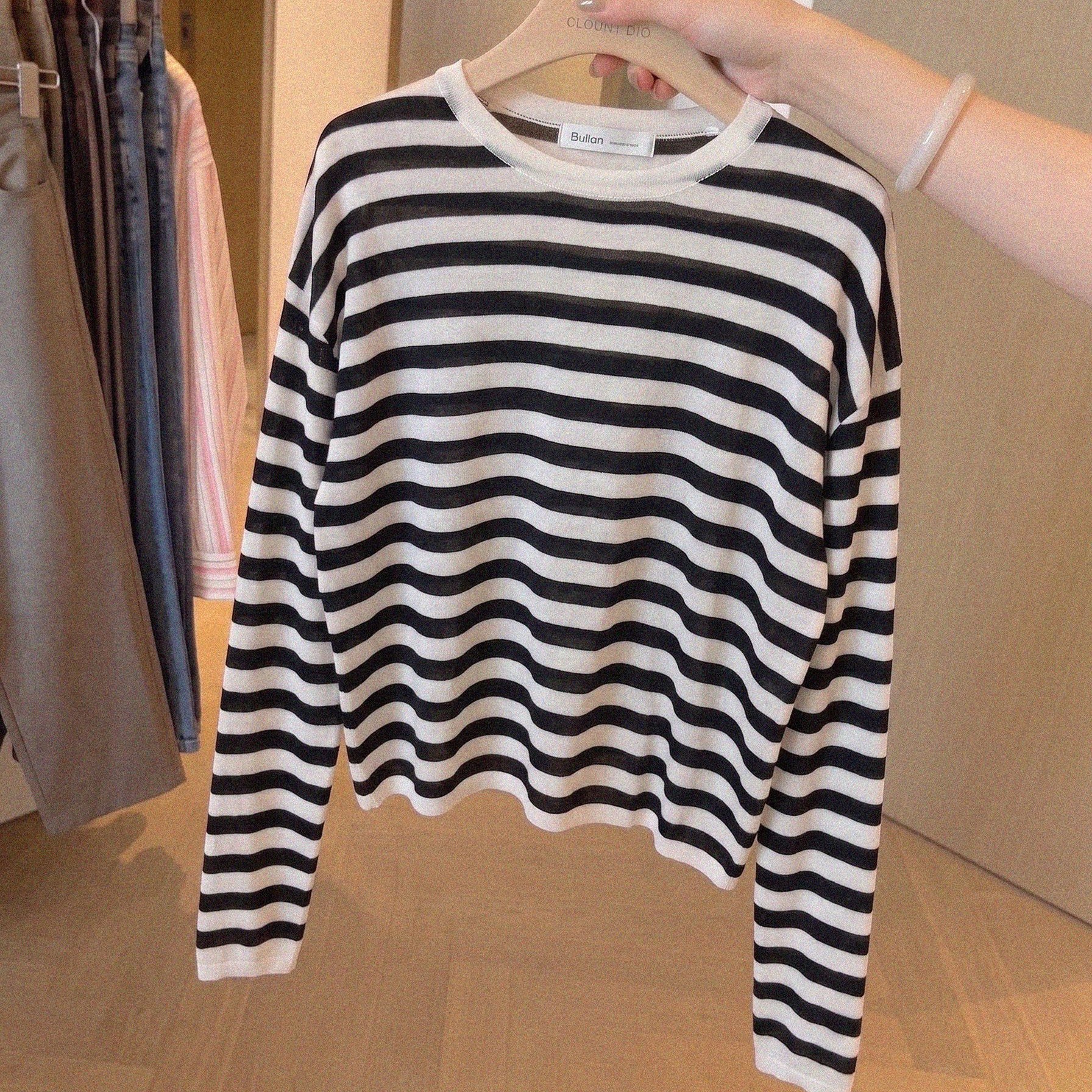 Women's Loose Casual Color Block Striped Knit Top Spring Summer Lightweight Sun Protection Pullover Long Sleeve - Image 5