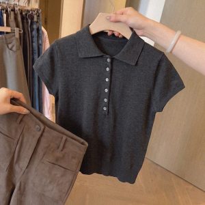 Minimalist Lightweight Knit Top 2026 Summer Short Sleeve Versatile Women's Shirt